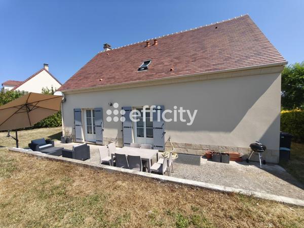 Maison
         6 pièces
        - 120 m² 399 000 € *