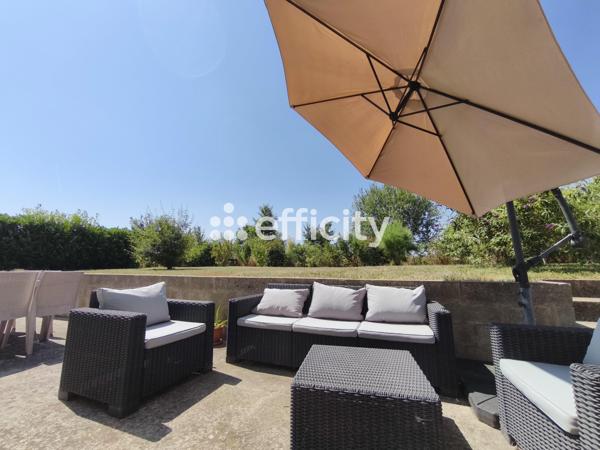 Maison
         6 pièces
        - 120 m² 399 000 € *