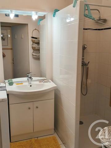 Appartement à vendre  3 pièces - 55,68 m 2   LA REOLE  - 33