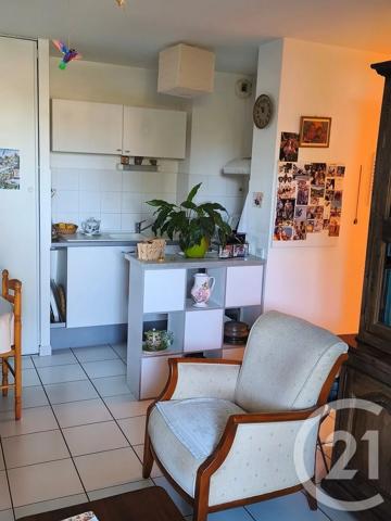 Appartement à vendre  3 pièces - 55,68 m 2   LA REOLE  - 33