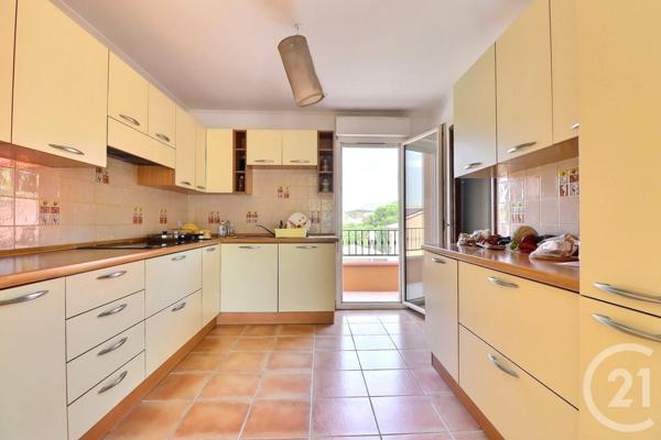 Maison à vendre  4 pièces - 91,53 m2 ST RAPHAEL - 83