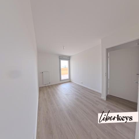 Appartement T3 avec terrasse et parking