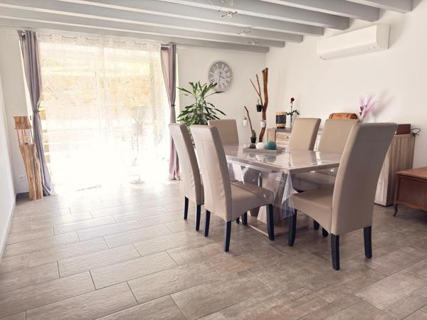 Maison ancienne rénovée 133 m2, 3 ch, terrain de 827 m2