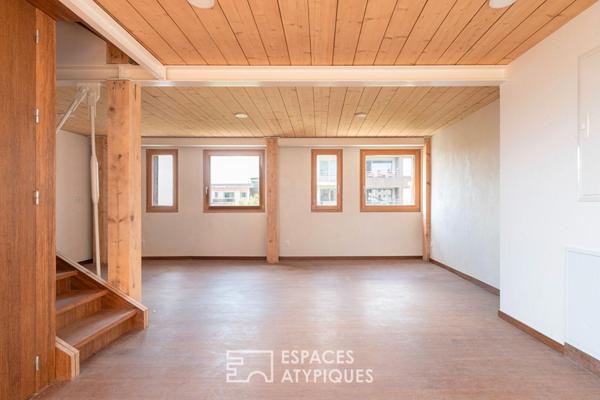 Triplex d’architecte avec terrasses et vue dégagée