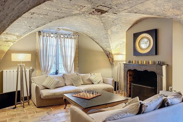 Vente Maison de luxe Uzès 9 Pièces 400 m²