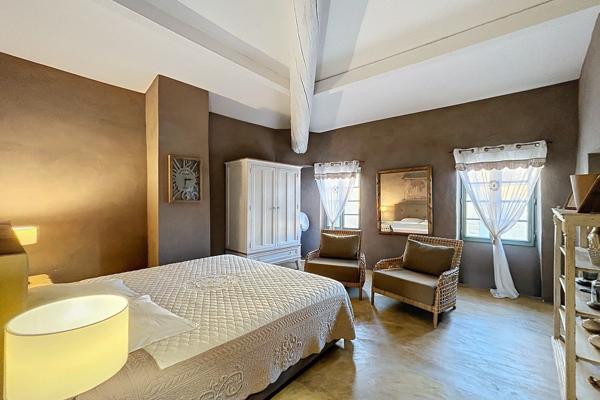 Vente Maison de luxe Uzès 9 Pièces 400 m²