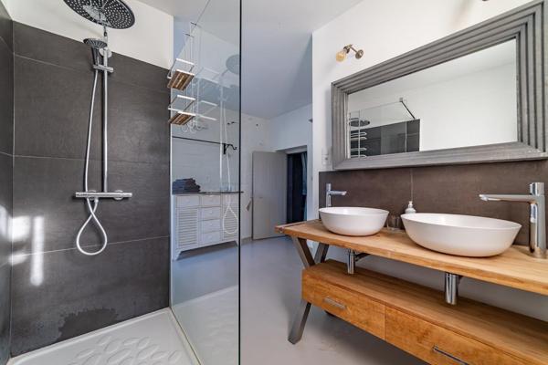 Vente Maison de luxe Uzès 9 Pièces 400 m²