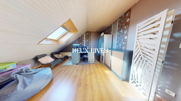 Maison familiale - 170 m2 - proximité commerces et collège - beau jardin 680m2