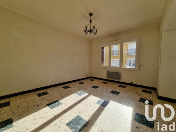 Maison 8 pièces de 184 m² à Cascastel-des-Corbières (11360)