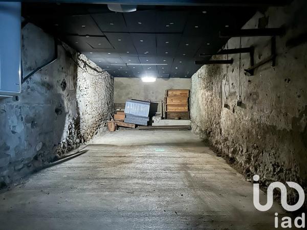 Maison 8 pièces de 184 m² à Cascastel-des-Corbières (11360)