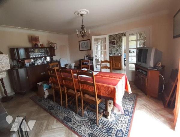 Maison à vendre à PLUMELIAU-BIEUZY (56930), Morbihan

À vendre à PLUMELIAU-BIEUZY (56930), da...