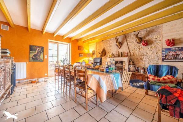 Maison à vendre |  Maillezais |  8 pièces | 210 m²