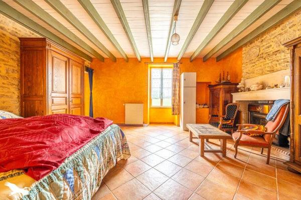 Maison à vendre |  Maillezais |  8 pièces | 210 m²