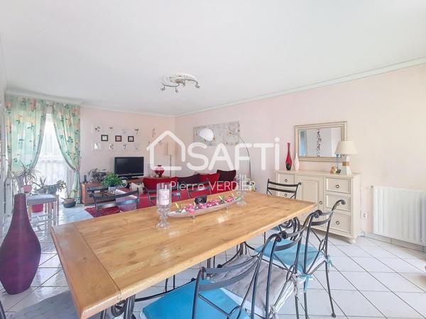 Proche tram et commodités