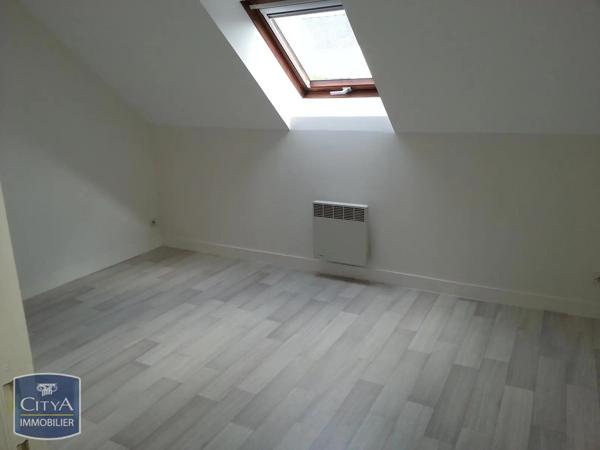 Appartement à louer 3 pièces 44m² Laval (53000)