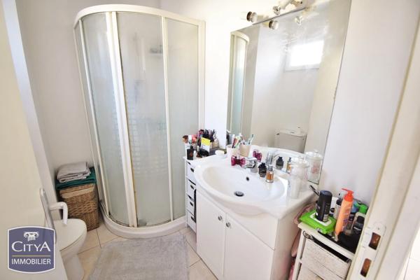 Immeuble à vendre 467.73m² Le Mans (72000)