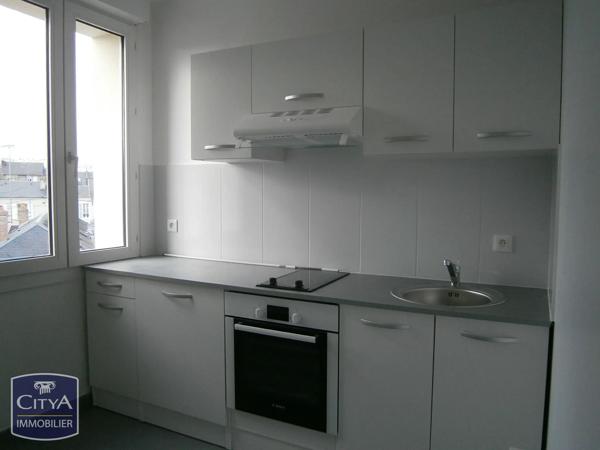 Immeuble à vendre 467.73m² Le Mans (72000)