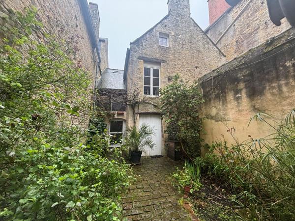 Vente Maison de luxe Bayeux 11 Pièces 238 m²
