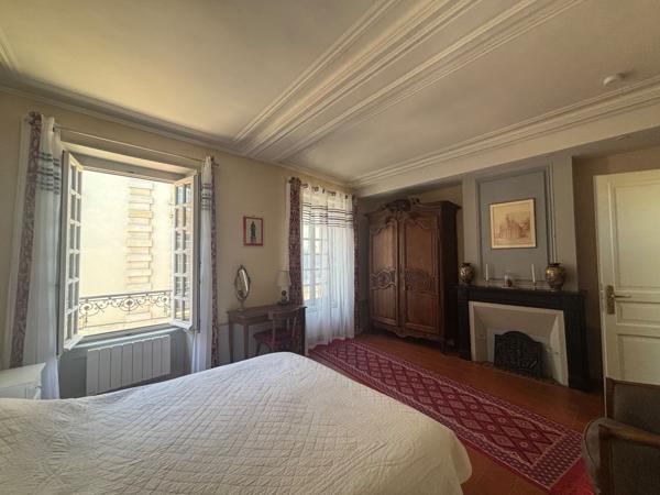 Vente Maison de luxe Bayeux 11 Pièces 238 m²