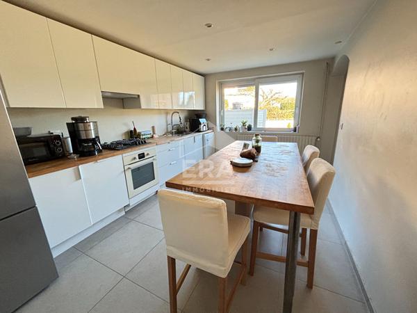 Saint Denis les Bourg - maison 6 chambres, garage, piscine