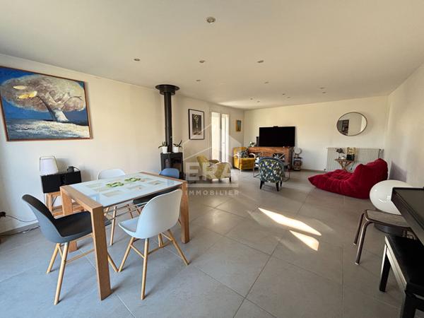 Saint Denis les Bourg - maison 6 chambres, garage, piscine