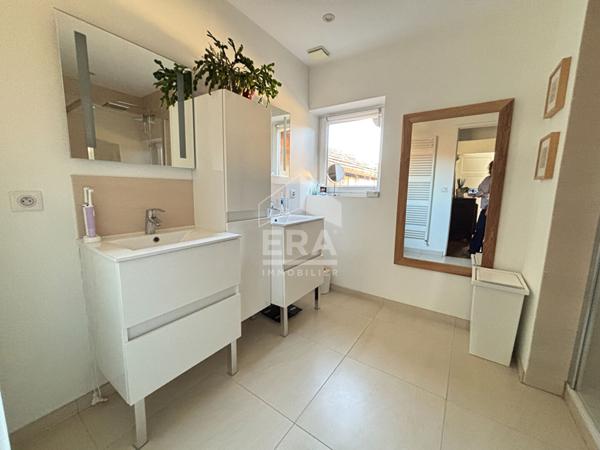 Saint Denis les Bourg - maison 6 chambres, garage, piscine