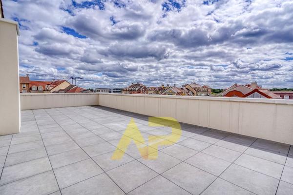 Appartement Le Plessis Robinson 4 pièce(s) 100 m2 960 000 € **  - Référence  555