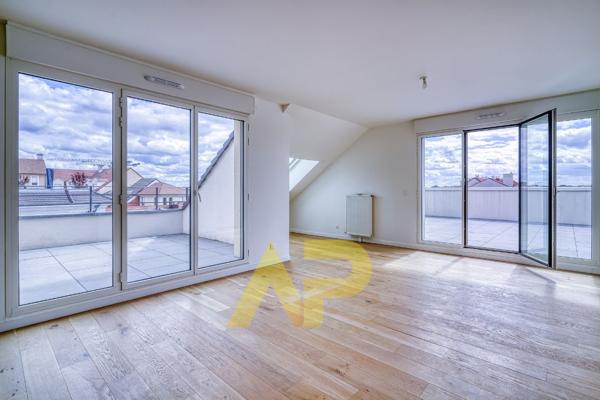 Appartement Le Plessis Robinson 4 pièce(s) 100 m2 960 000 € **  - Référence  555