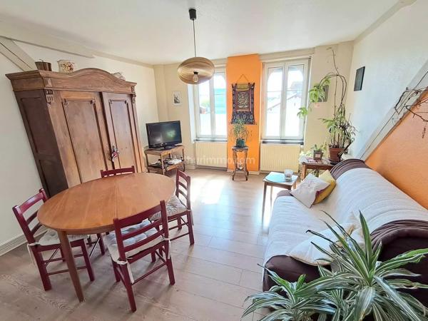 Vente                                                      Appartement
                        
                     3 pièces                      74 m2                     à Colmar