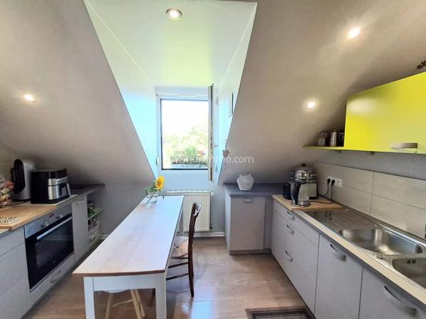 Vente                                                      Appartement
                        
                     3 pièces                      74 m2                     à Colmar