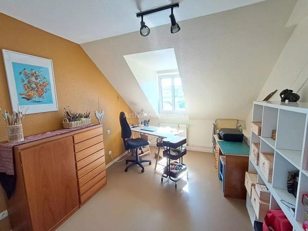 Vente                                                      Appartement
                        
                     3 pièces                      74 m2                     à Colmar