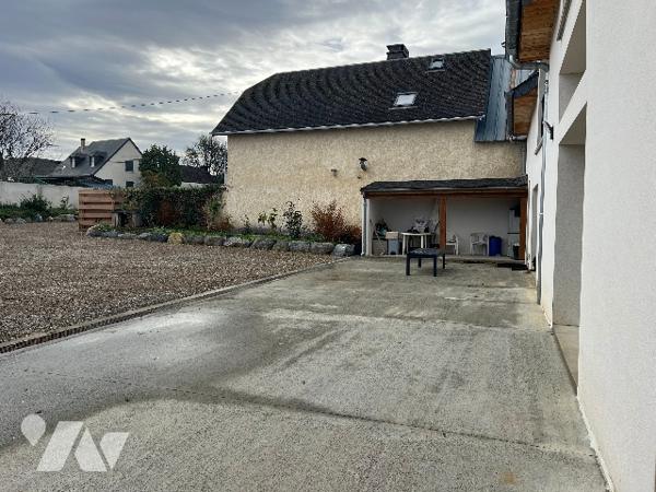 Grange rénovée de 167 m² habitables, avec terrain de 860 m² environ sur CIEUTAT, sans vis à  vis.