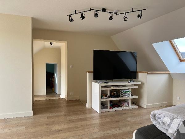 Grange rénovée de 167 m² habitables, avec terrain de 860 m² environ sur CIEUTAT, sans vis à  vis.