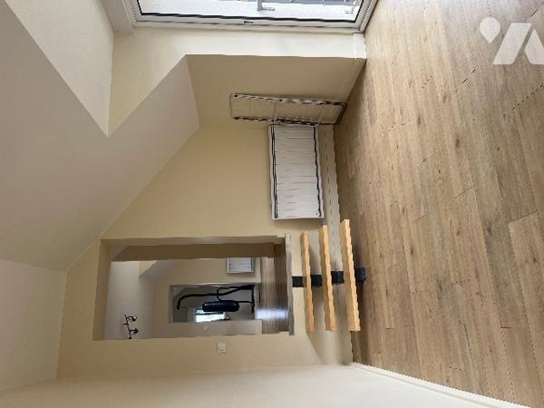 Grange rénovée de 167 m² habitables, avec terrain de 860 m² environ sur CIEUTAT, sans vis à  vis.