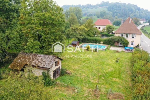Maison de caractère 195 m² Jardin, Piscine, Dépendances