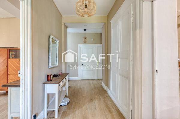 Maison de caractère 195 m² Jardin, Piscine, Dépendances