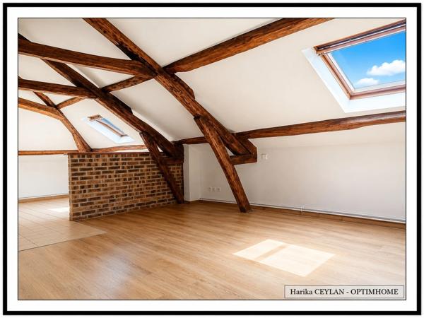 Opportunité d'investissement : immeuble de rapport de 10 appartements à deux pas de la gare de Creil.