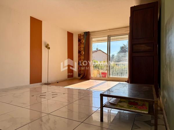 Montpellier (34070) T4 102m2 avec 2 terrasses et une place de parking dernier étage.