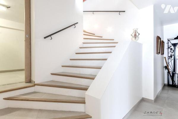 Propriété de 160  m² à Collobrières avec piscine et garage 