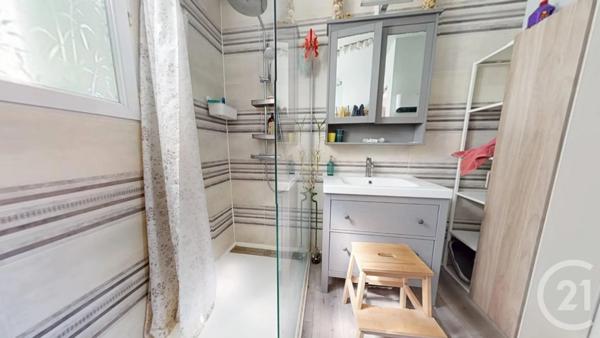 Maison à vendre  5 pièces - 105 m 2   SEZANNE  - 51