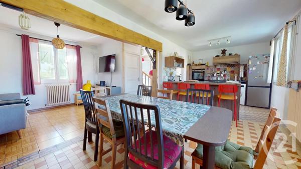 Maison à vendre  5 pièces - 105 m 2   SEZANNE  - 51