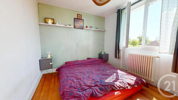 Maison à vendre  5 pièces - 105 m 2   SEZANNE  - 51