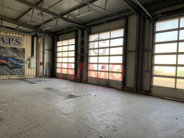 Location / Local Commercial