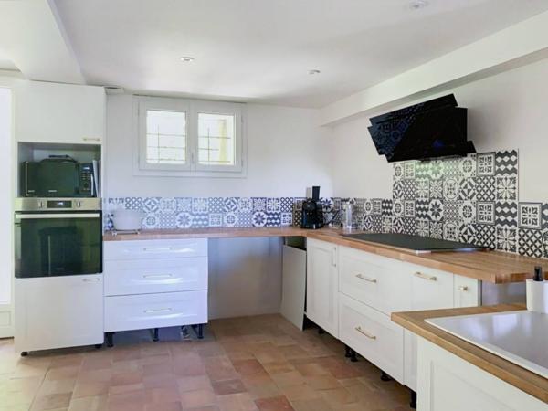 Maison à vendre 6 pièces de 270 m²