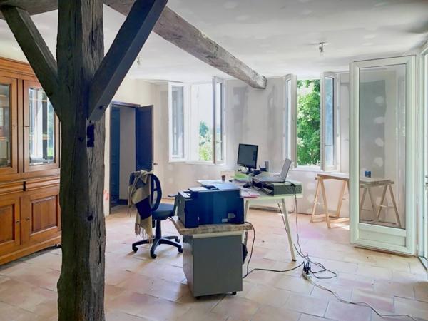 Maison à vendre 6 pièces de 270 m²