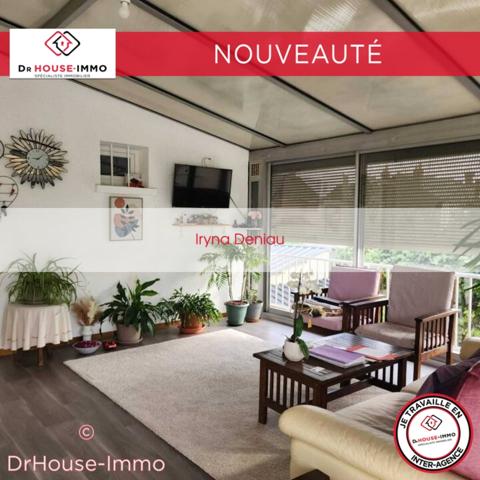 Immeuble à vendre 10 pièces de 210 m²
