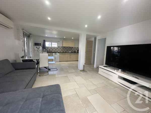 Maison à vendre  9 pièces - 167 m2 SIX FOURS LES PLAGES - 83