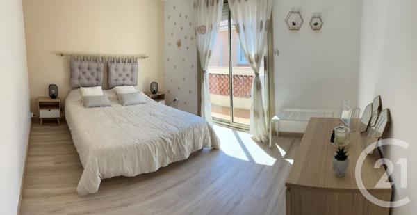 Maison à vendre  9 pièces - 167 m2 SIX FOURS LES PLAGES - 83