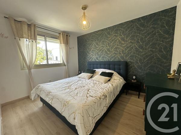 Maison à vendre  9 pièces - 167 m2 SIX FOURS LES PLAGES - 83