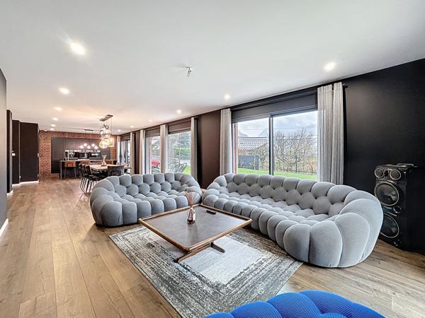 Maison 5 pièces - 177 m² Exclusivité efficity